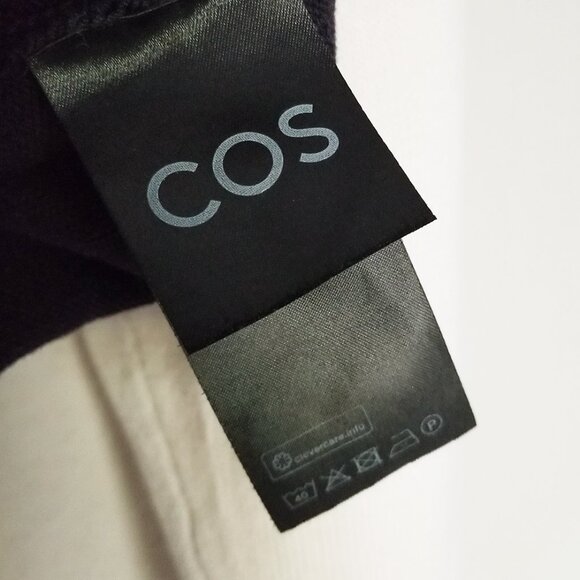 COS Striped Cardigan 100% Cotton V Neck Cream Black Relaxed Fit Size S Preppy - Picture 11 of 16